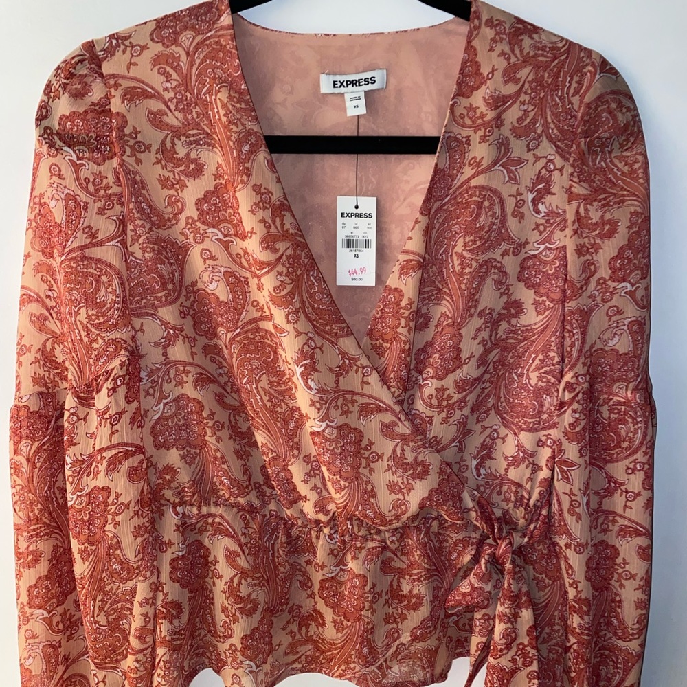 Express long sleeve floral top